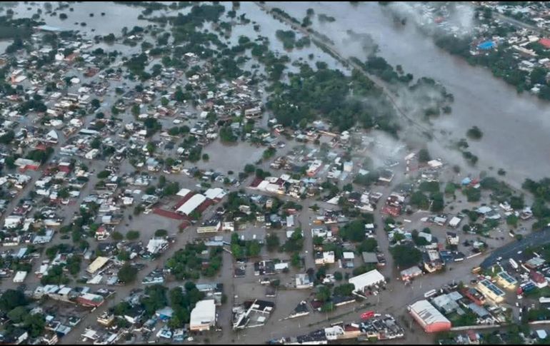 El desbordamiento del río Cazones inundó una gran parte de Poza Rica, Veracruz, donde los daños son cuantiosos. ESPECIAL