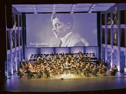 La gala recordó hitos como la creación de facultades, la incorporación de mujeres y la consolidación de la Red Universitaria. ESPECIAL