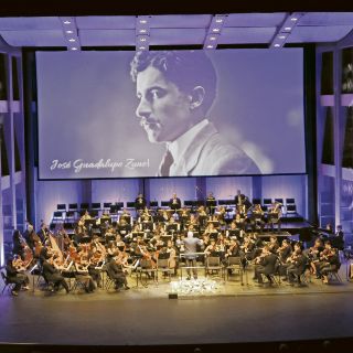 La UdeG celebra centenario de su refundación con un homenaje a sus figuras destacadas