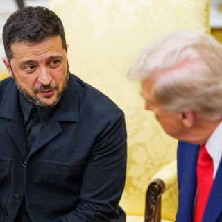 Zelenski informa a Trump sobre ataques rusos y discuten reforzar la defensa aérea de Ucrania