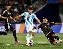 El equipo tricolor fue superado y no logró mostrar su mejor versión, dejando atrás la ilusión de los mexicanos por avanzar a la siguiente ronda. EFE/ O. Villarroel.