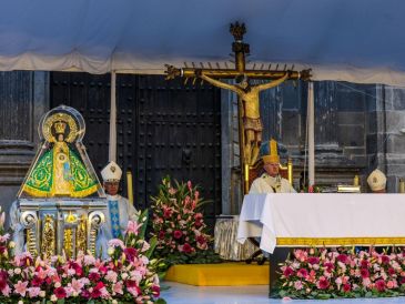 En esta ocasión, la misa se celebró en la explanada de la Catedral sobre Paseo Alcalde. EL INFORMADOR/A.NAVARRO