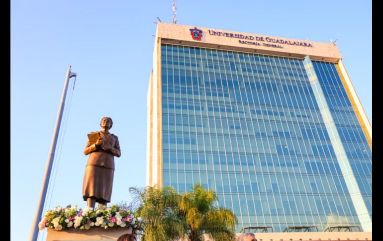 La escultura colocada sobre la Avenida Juárez y Enrique Díaz de León es una obra del artista jalisciense Rubén Orozco Loza. EL INFORMADOR / J. Acosta