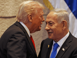 Donald Trump y Benjamin Netanyahu, este lunes en el Parlamento israelí. EFE / J. Marey
