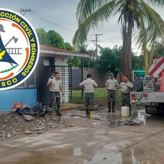 Hay más de mil viviendas afectadas por lluvias en Puerto Vallarta: Protección Civil