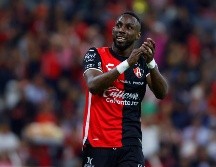 El delantero de la Selección Mexicana fue recibido con afecto por el personal y seguidores del club. IMAGO7.