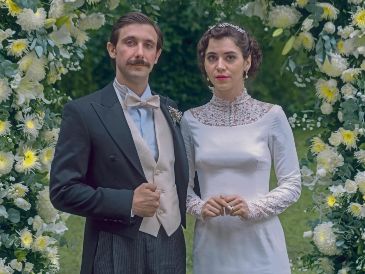 El matrimonio de “Leo” y “Valeria” será la chispa de una larga batalla familiar y emocional entre ambos. ESPECIAL