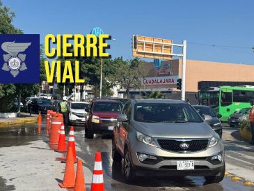 El corte a la circulación vehicular es parcial por el carril de extrema derecha. ESPECIAL / FACEBOOK Policía Vial Jalisco