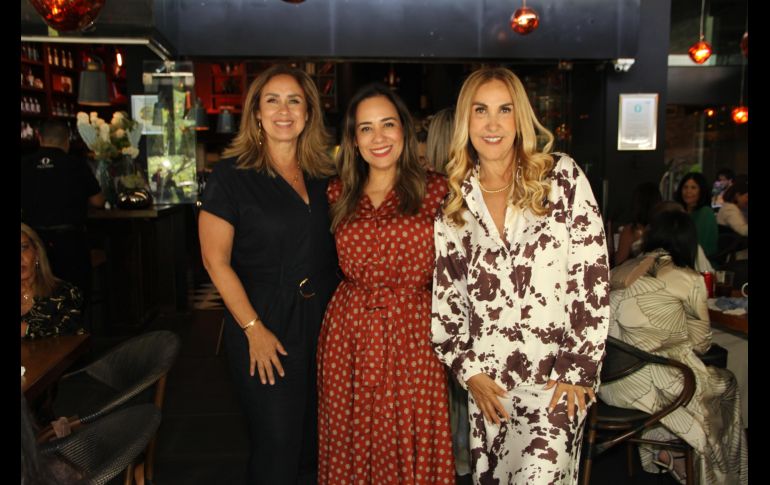 Mónica Cruz, Carolina Carbajal y Gaby Enríquez. GENTE BIEN JALISCO / E. Escamilla