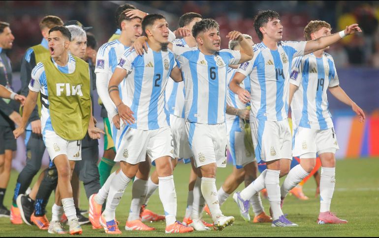 Marruecos buscará culminar su gesta heroica frente a una Argentina que representa la fuerza de la tradición. EFE/ E. Garay.