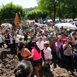 Sheinbaum recorre zonas afectadas por las lluvias en Veracruz y San Luis Potosí