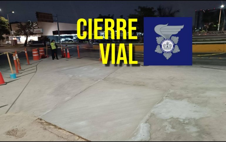 Esta mañana, el cierre vial en la Glorieta La Calma continúa. ESPECIAL / FACEBOOK Policía Vial Jalisco