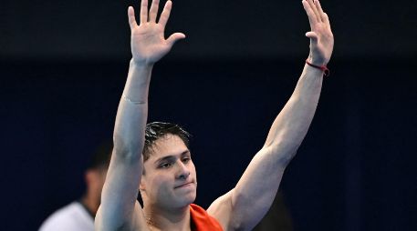 Osmar Olvera, de 21 años, fue nominado en clavados junto al australiano Cassiel Rousseau, el ucraniano Oleksii Sereda y los chinos Yuan Cao y Zongyuan Wang, a quienes el mexicano derrotó en el Mundial de Deportes Acuáticos de Singapur 2025. AFP / ARCHIVO