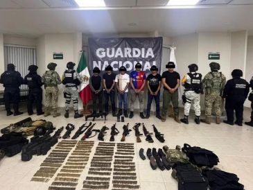Fueron detenidos además los mexicanos Juan "N", Hernán "N", Eduardo "N" y Luis "N" que viajaban en una camioneta Nissan Frontier. SUN / ARCHIVO