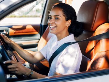 Algunas prácticas cotidianas que parecen inofensivas pueden estar provocando un gasto mayor sin que muchos se den cuenta. CANVA