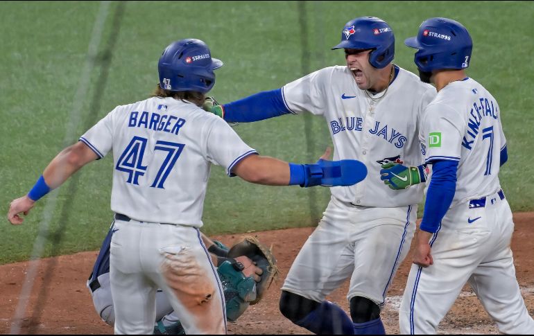 Todo está listo para una Serie Mundial que promete grandes emociones, con dos franquicias que llegan en gran forma y con historias muy distintas. EFE/ E. LIMA