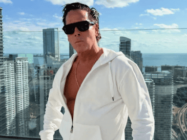 En 2023 condujo Hotel VIP para TelevisaUnivision y antes protagonizó su propio programa, Palazuelos Mi Rey, en MTV. FACEBOOK / @rpalazuelosb