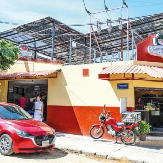 Los paneles solares reducen 50% el gasto de energía en negocios