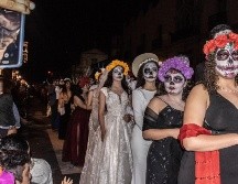 La Mega Procesión de las Catrinas nació en 2014 como iniciativa ciudadana para realzar la tradición del Día de Muertos frente a otras celebraciones más globalizadas. NTX/ARCHIVO