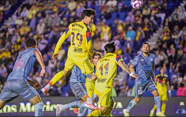 Ramón Juárez puso el gol que le dio el triunfo a los azulcremas. EFE