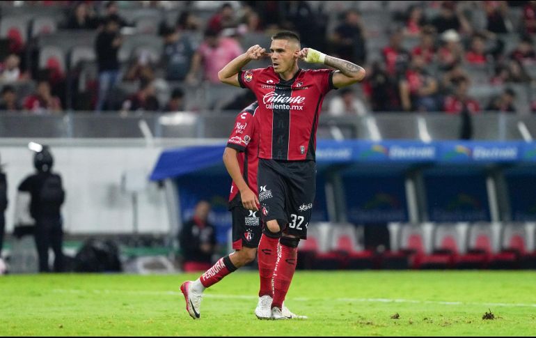 Atlas terminó el encuentro, conectado con su gente como no había sucedido hace tiempo, con la ilusión de seguir en la pelea por un boleto al “Play-In”. IMAGO7