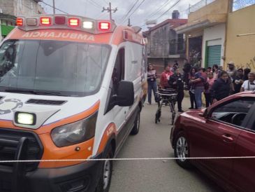 A través de redes sociales, los habitantes del lugar compartieron imágenes del vehículo afectado y de la zona acordonada. X / @SSC_Pue