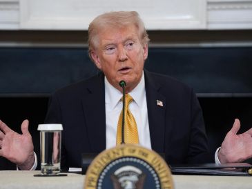 El presidente Donald Trump anunció el jueves que pondrá fin a "todas las negociaciones comerciales" con Canadá. AP/ E. Vucci