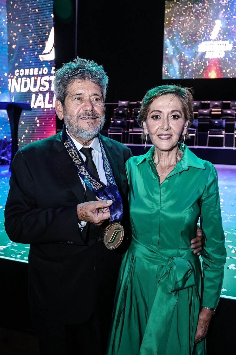  René Calderón y su esposa Lucy Calderón. EL INFORMADOR  / A. NAVARRO