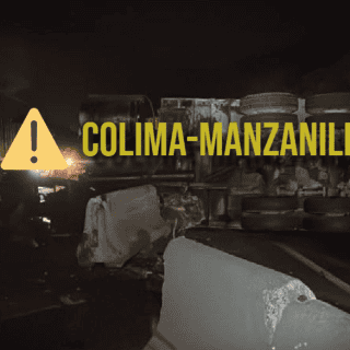 Volcadura de tráiler provoca cierre a la circulación en carretera a Colima