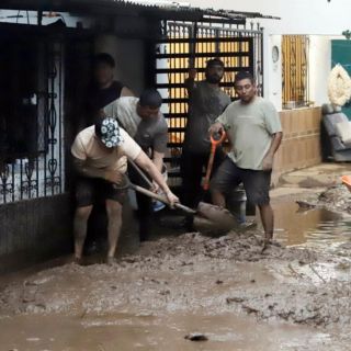 Se eleva a 80 la cifra de fallecidos por intensas lluvias e inundaciones