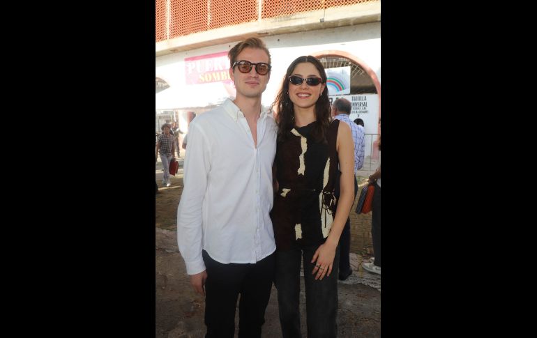 Pablo Moreno y Renata Tovar. GENTE BIEN JALISCO / Revista del 24 de octubre 2025