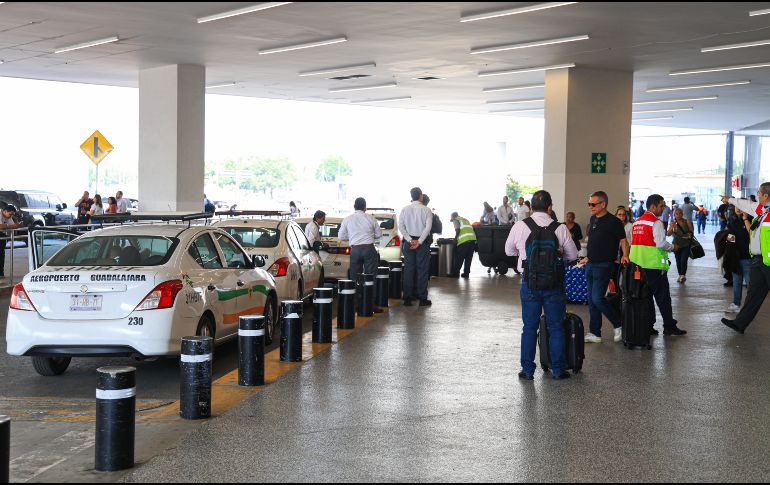 Monraz destacó que, aunque la regulación de los aeropuertos corresponde a la Federación, el Gobierno de Jalisco ha manifestado su disposición para colaborar en la construcción de reglas claras y equitativas.EL INFORMADOR / ARCHIVO