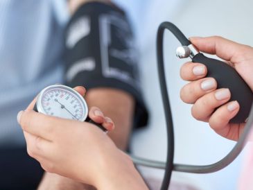 La clave está en la constancia: pequeñas acciones diarias pueden tener grandes resultados para cuidar el corazón y prevenir complicaciones a largo plazo. CANVA