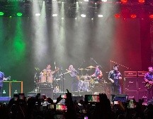 Micky Huidobro, Paco Ayala, Randy Ebright, Jay de la Cueva y Pato Machete subieron al escenario para desatar una descarga sonora que confirmó por qué Molotov sigue siendo una de las bandas más emblemáticas del rock latinoamericano. EL INFORMADOR/ H. Navarro