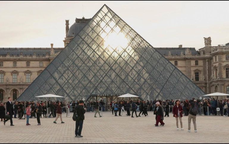 Las joyas robadas hace una semana, de las que no hay noticias, están valoradas económicamente en 88 millones de euros, aunque su valor patrimonial es incalculable. EFE/E. Sapiña Manchado