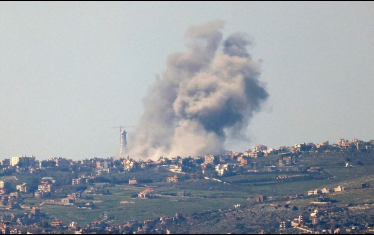 Los drones israelíes llevan días volando de forma incesante sobre Beirut,  en lo que ha sido interpretado como un aviso.  AFP / ARCHIVO