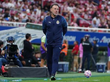 Gabriel Milito ingresó a una selecta lista de entrenadores de Chivas que han conseguido la victoria en los dos Clásicos. IMAGO7.