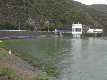 Debido al aumento en los niveles en las presas que conforman el Cutzamala, y para evitar derrames en las mismas, se aumentó el suministro de agua que llega a la capital del país y al Estado de México. SUN/ESPECIAL/ARMM