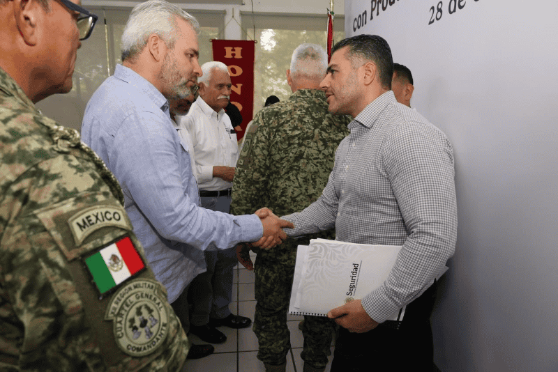  ESPECIAL/X/@OHarfuch