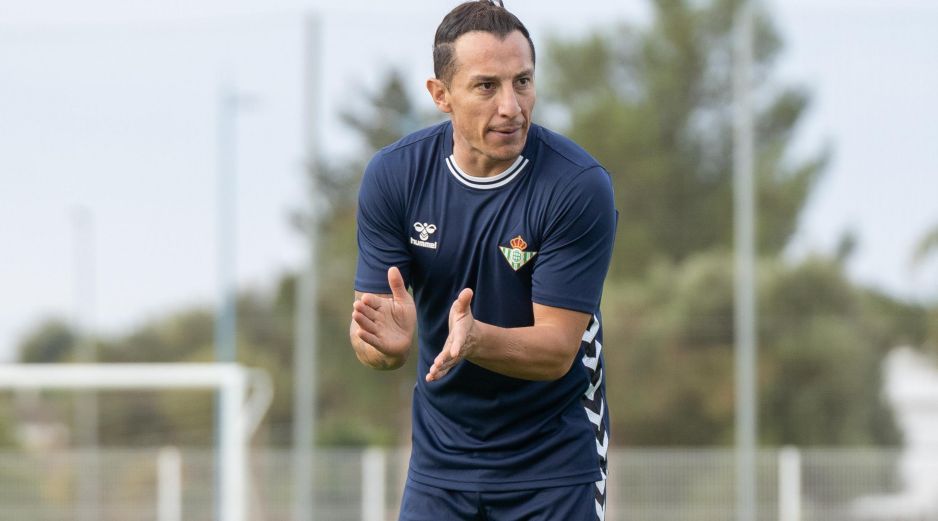 Andrés Guardado se retiró como futbolista este año. X/RBetisCantera