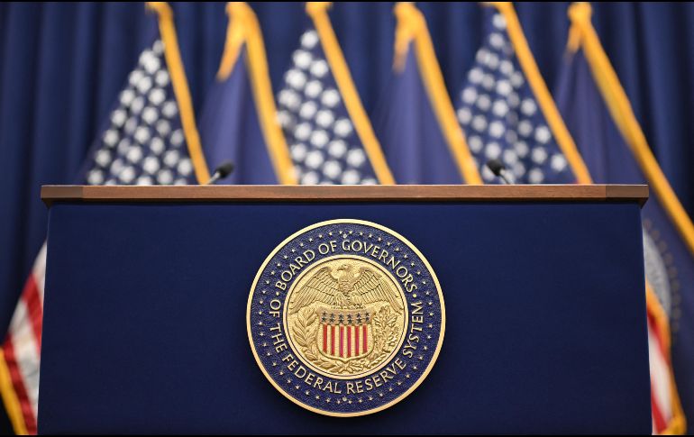 El gobierno no ha emitido datos de desempleo después de agosto debido al cierre federal. En su lugar, la Fed está observando cifras del sector privado. AFP / ARCHIVO