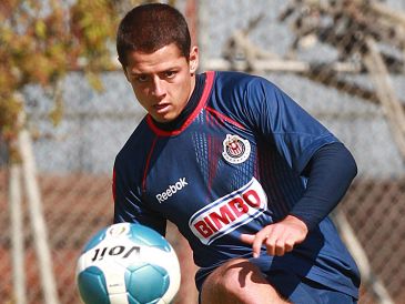 En el Torneo Bicentenario 2010, Javier "Chicharito" Hernández se convirtió en el goleador del Guadalajara con 10 tantos. EL INFORMADOR / ARCHIVO