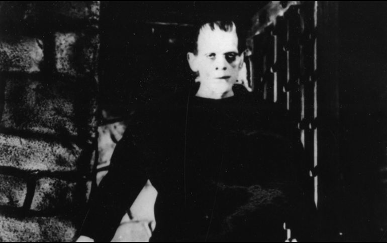 El director James Whale eligió al actor inglés, Boris Karloff, para interpretar a Frankenstein en el film de 1931. EL INFORMADOR/ARCHIVO