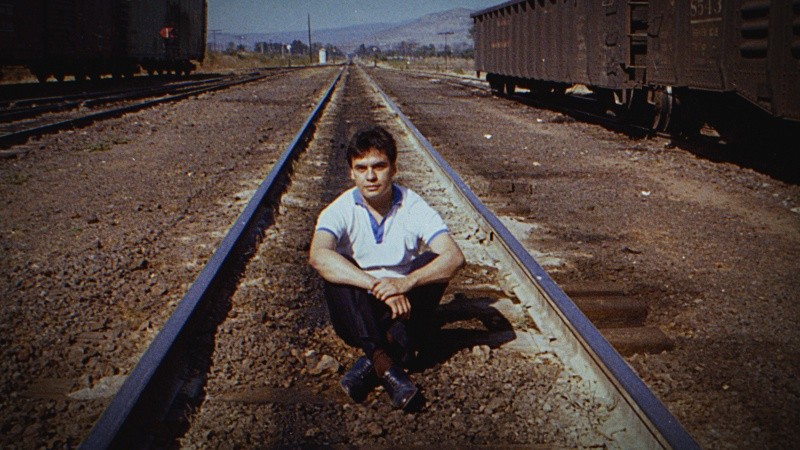 El nuevo proyecto de Netflix llega cargado de archivos inéditos, material archivado por décadas y una narrativa introspectiva que se adentra en la vida de Alberto Aguilera Valadez. ESPECIAL