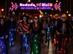 La Rodada del miedo y la tradición forma parte de las actividades culturales que buscan rescatar el espíritu del Día de Muertos. DALL-E/ X/@MiBiciPublica