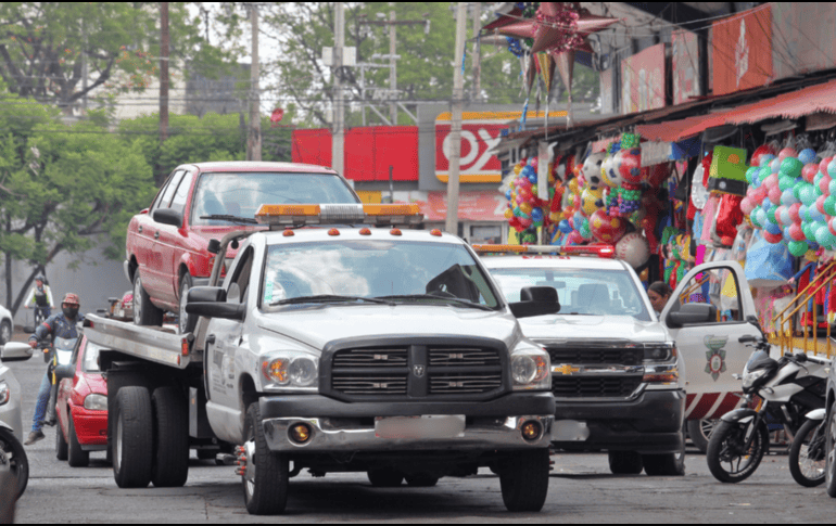 Las organizaciones sostienen que, durante años, la Secretaría ha asignado miles de servicios a grúas que operan de forma irregular. EL INFORMADOR/ ARCHIVO