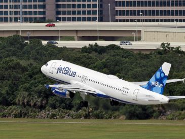 El Airbus de JetBlue tenía como destino Nueva Jersey. AP/Archivo