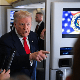 Trump niega haber decidido lanzar ataques a Venezuela