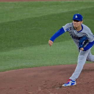 Los Dodgers vencen a Toronto y llevan la Serie Mundial al séptimo juego