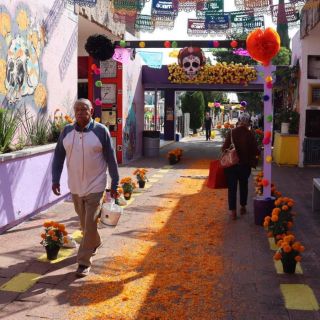 Así lucen los panteones de Zapopan rumbo al Día de Muertos (FOTOS)